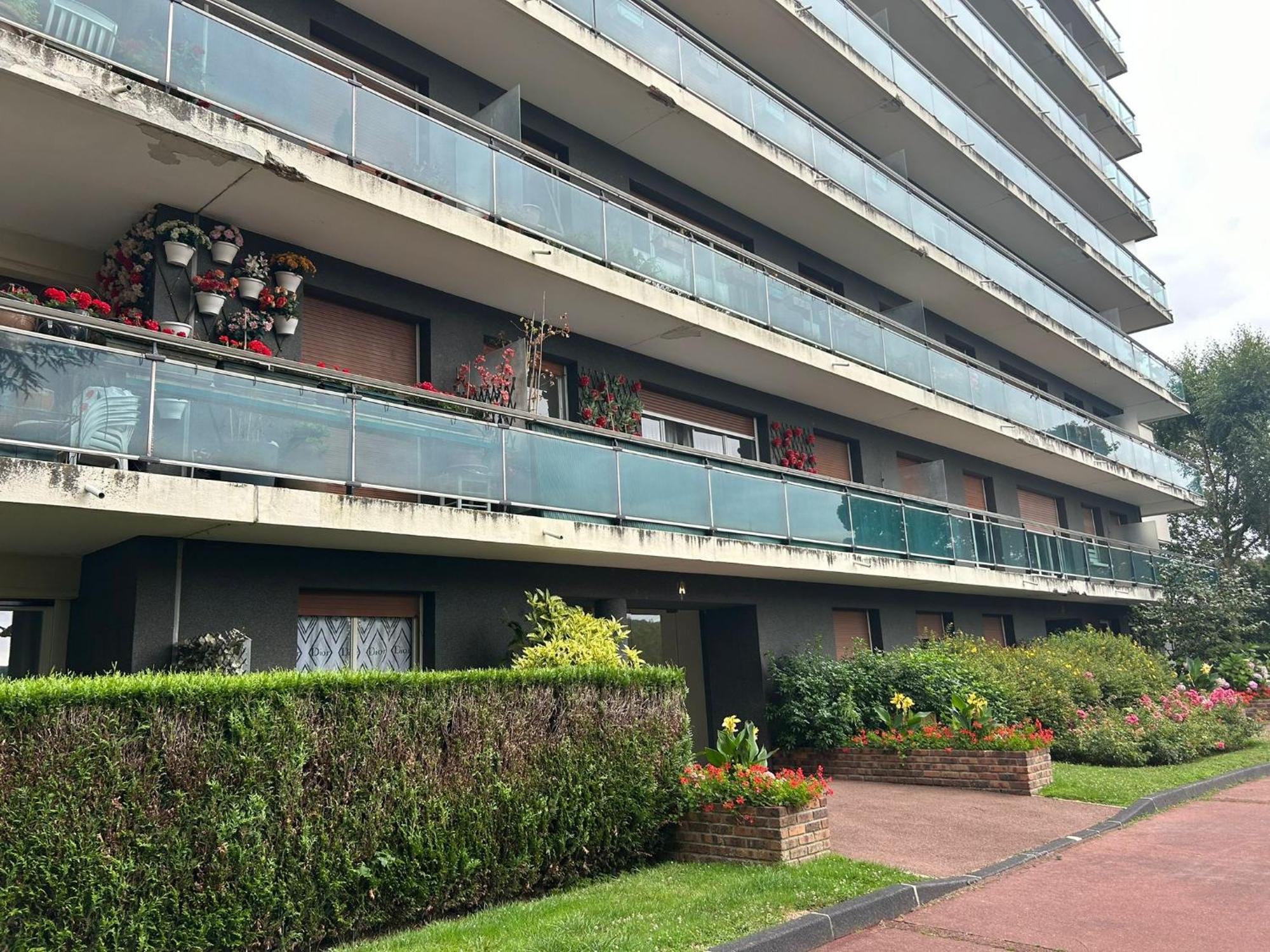 Your Home Chaville Exterior foto